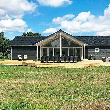 14 Person Holiday Home In V Ggerl Se Bøtø By Eksteriør billede