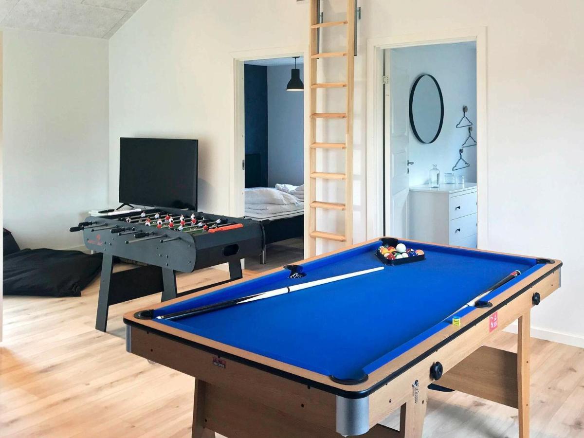 14 Person Holiday Home In V Ggerl Se Bøtø By Eksteriør billede