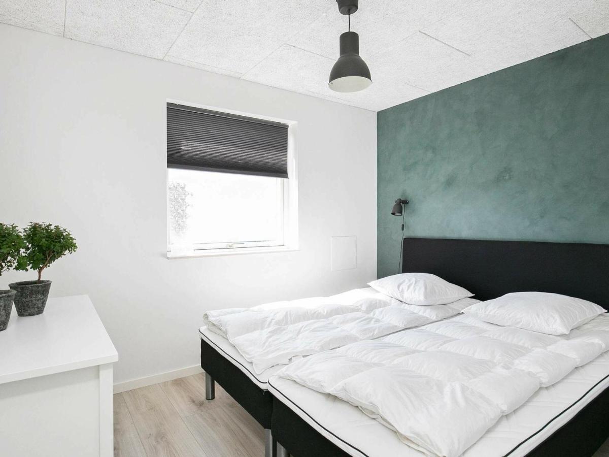 14 Person Holiday Home In V Ggerl Se Bøtø By Eksteriør billede